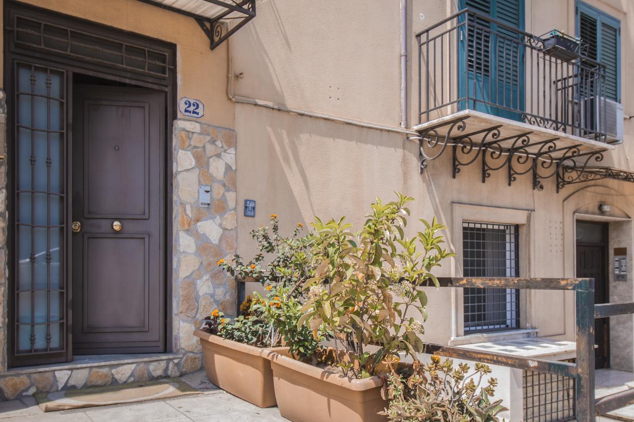 Porta Nuove Vacanze Apartment Palermo Luaran gambar